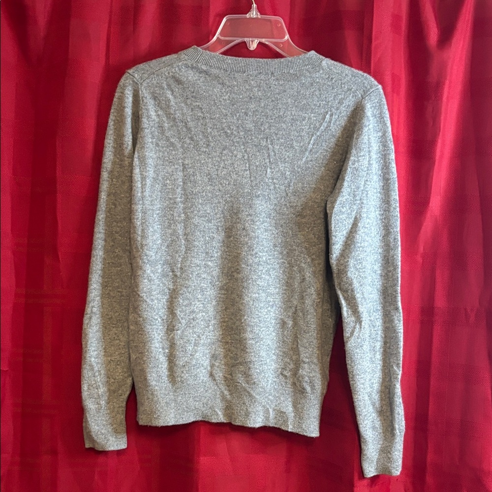 Quince Heather Gray Crewneck Sweater 100% CASHMERE 🤩1 small hole look in photos - Picture 4 of 12